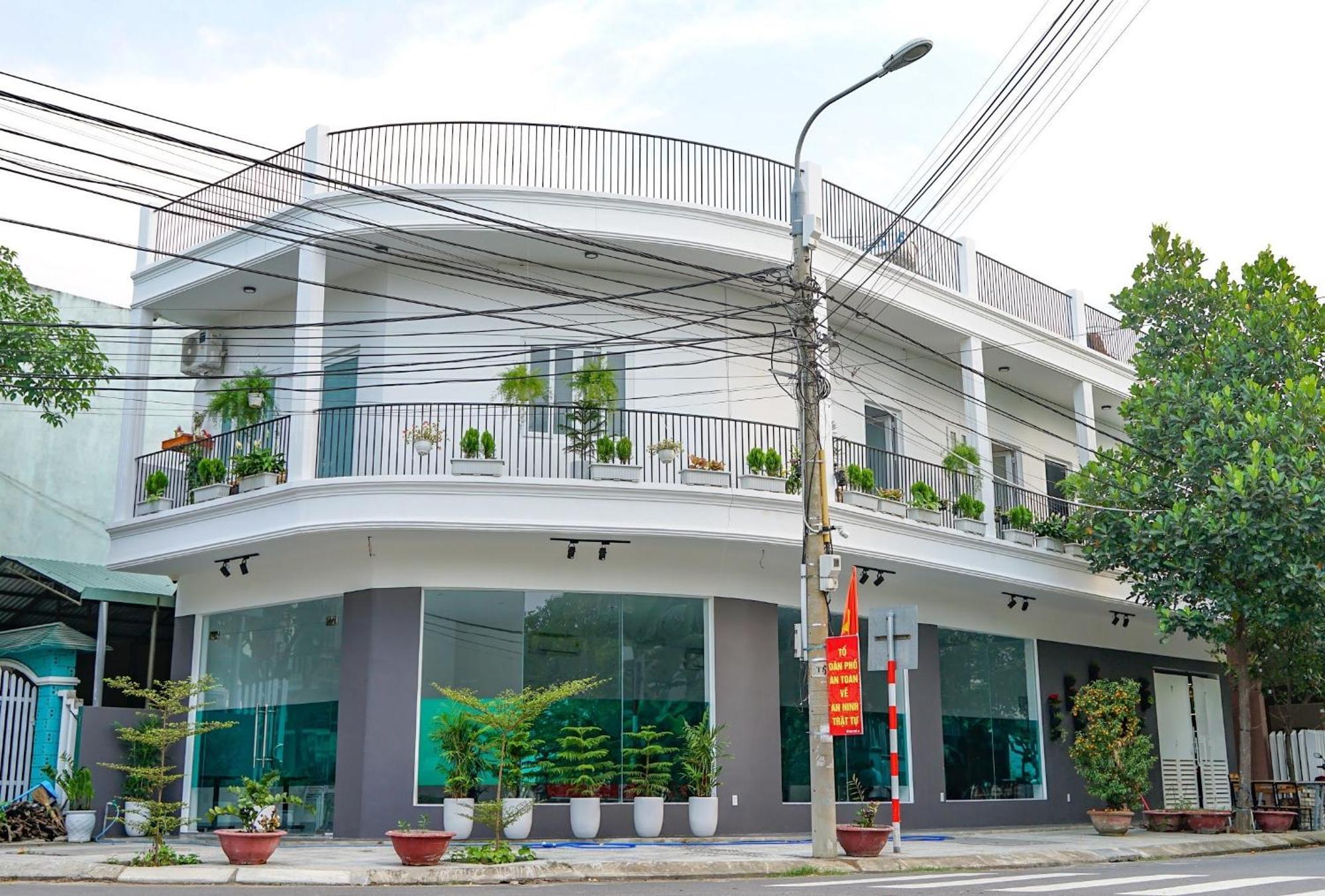 Local White House - Ecofriendly Homestay Da Nang Luaran gambar